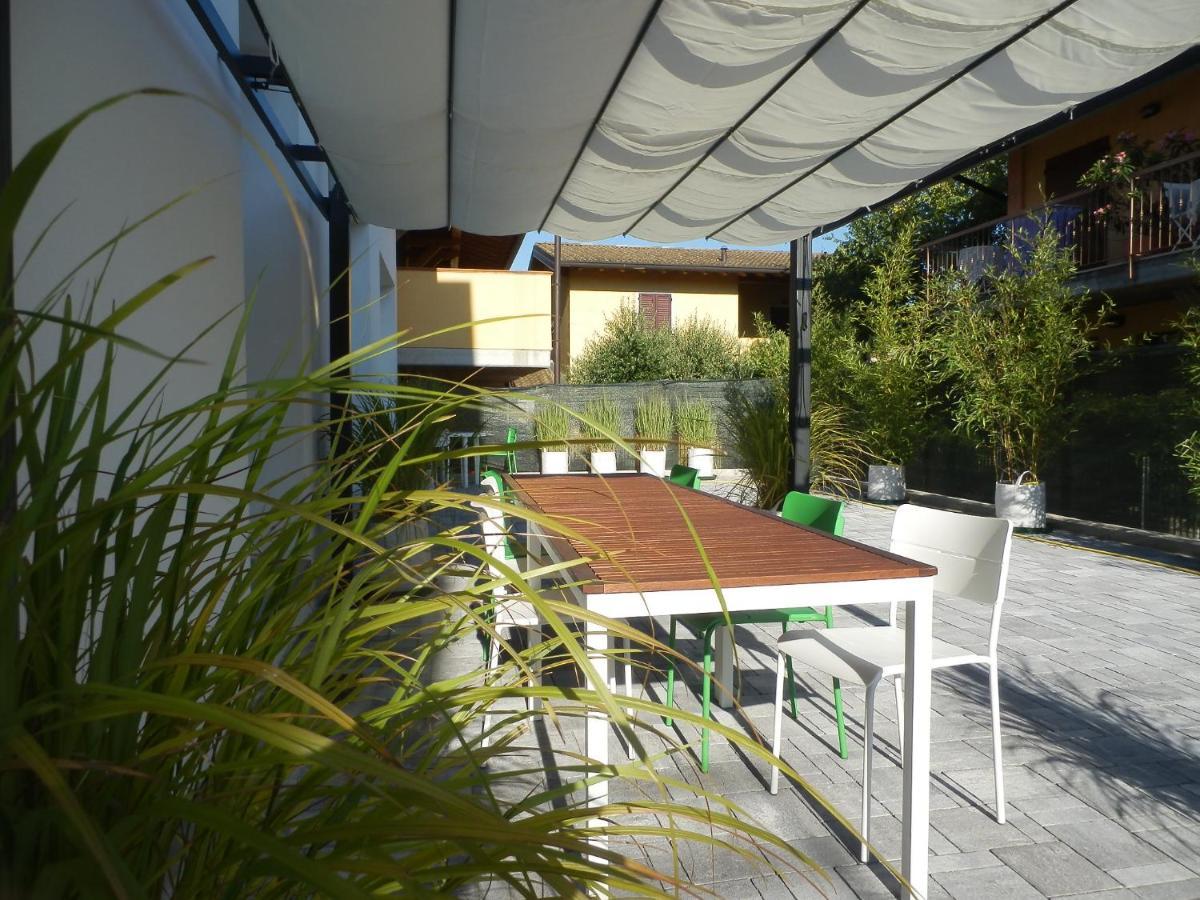Bb Sharingloft Sirmione Bed & Breakfast Bagian luar foto