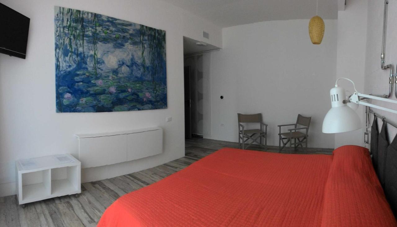 Bb Sharingloft Sirmione Bed & Breakfast Bagian luar foto